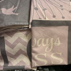 Pink and Gray Decorative Canvas Set